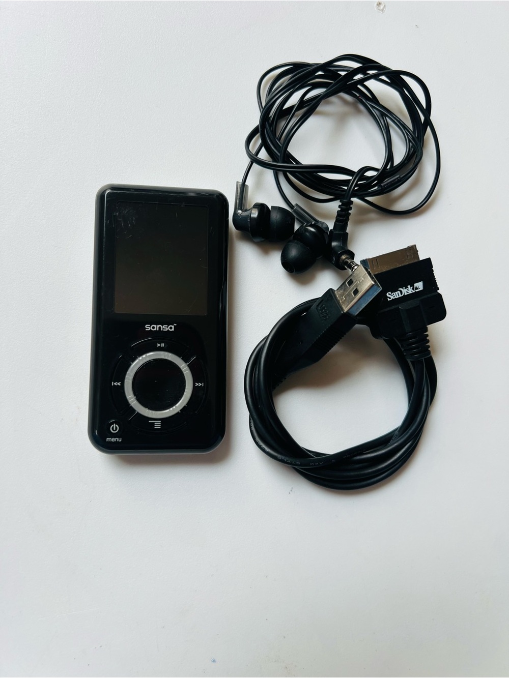 SanDisk Sansa 2GB Portable MP3 Player with Earbuds and Cable Working Conditions
